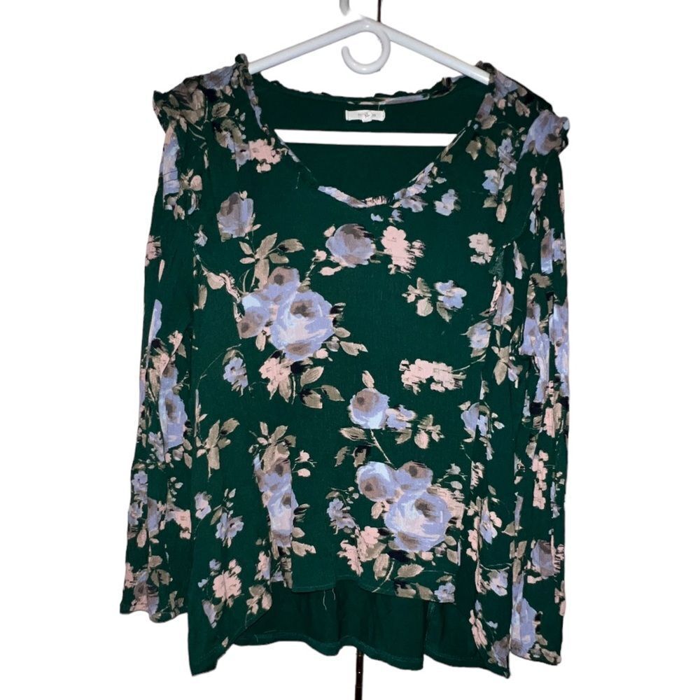 Maurice’s Green Floral Top XL
